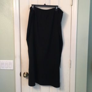 Maxi Skirt black with side slits